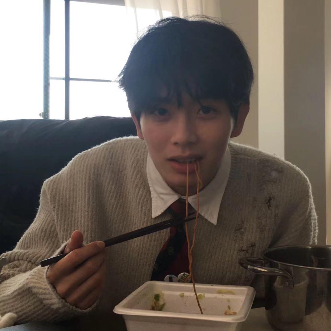 逃进黑洞