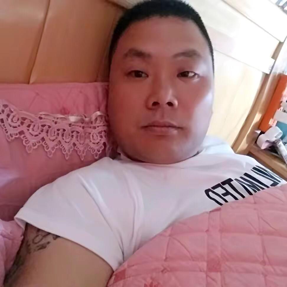 大七雄吴氏酸菜鱼外卖哥