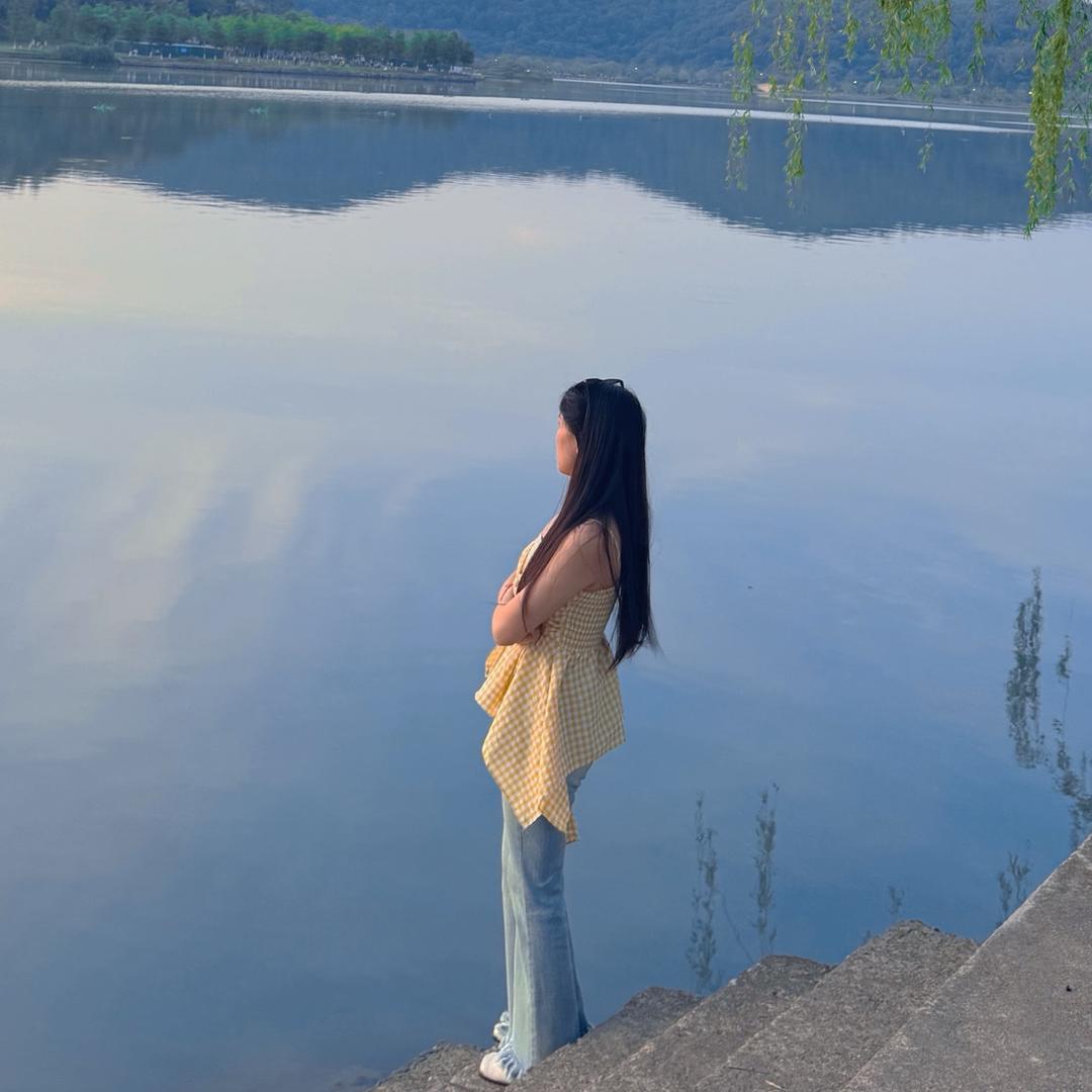 不吃菌子ʸ.