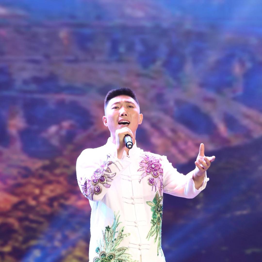 温彬🎙️