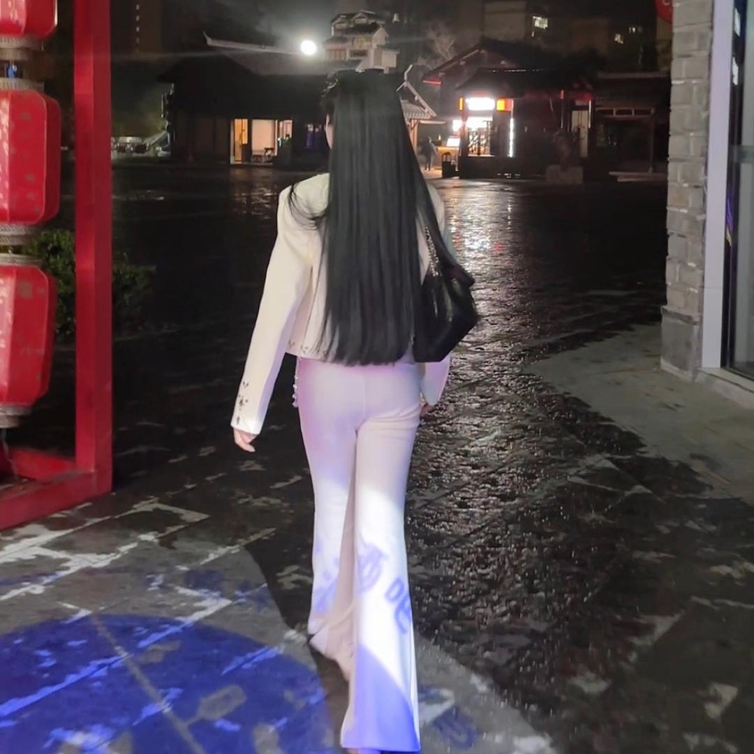 杨一杨🔥