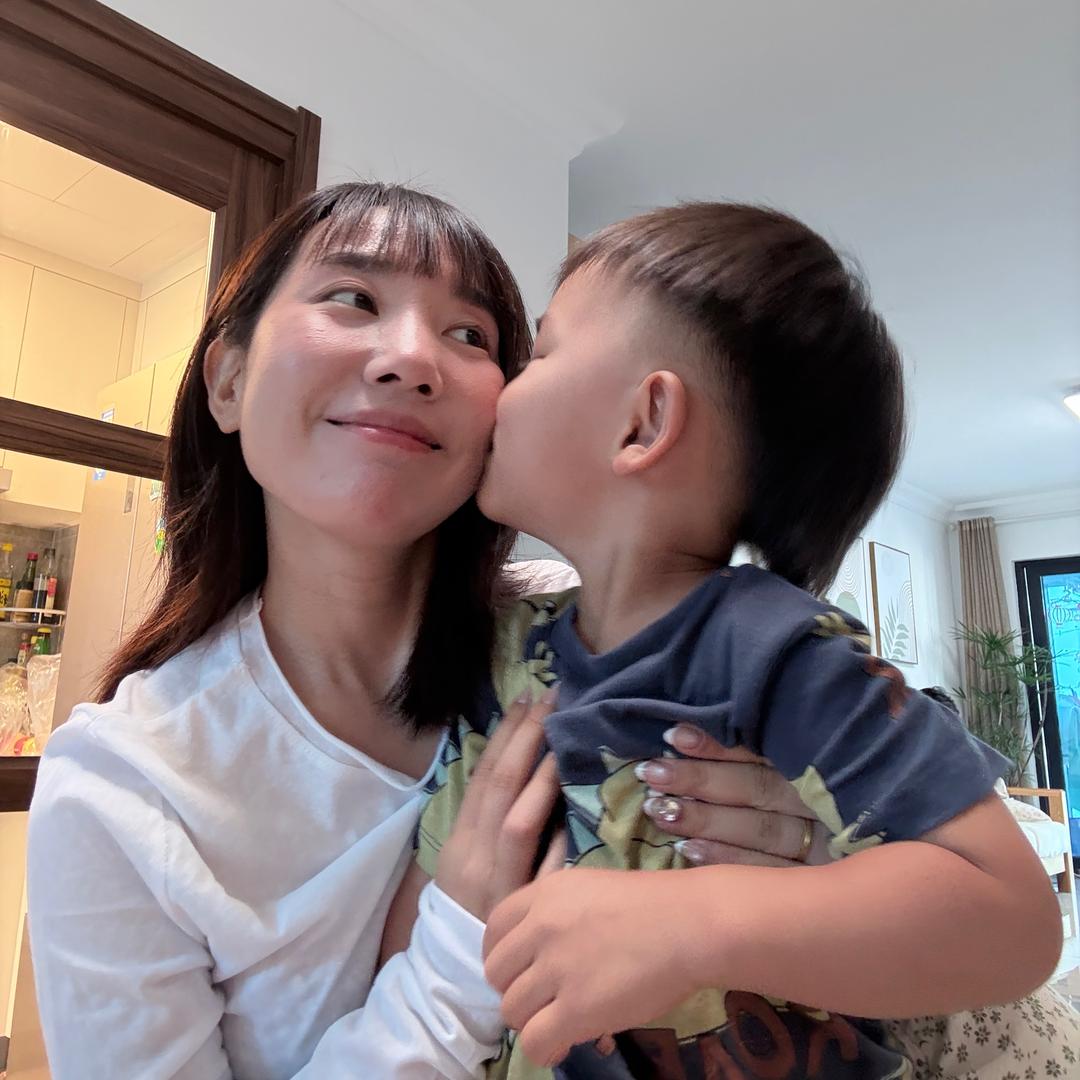 瑶子的朋友圈（养成系）