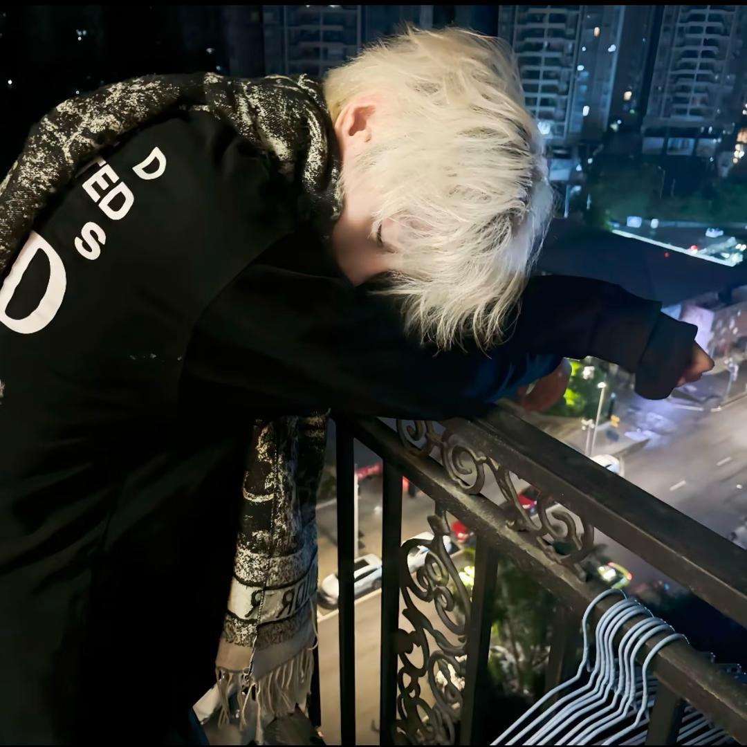 7︍︍︍︍︍︍︍