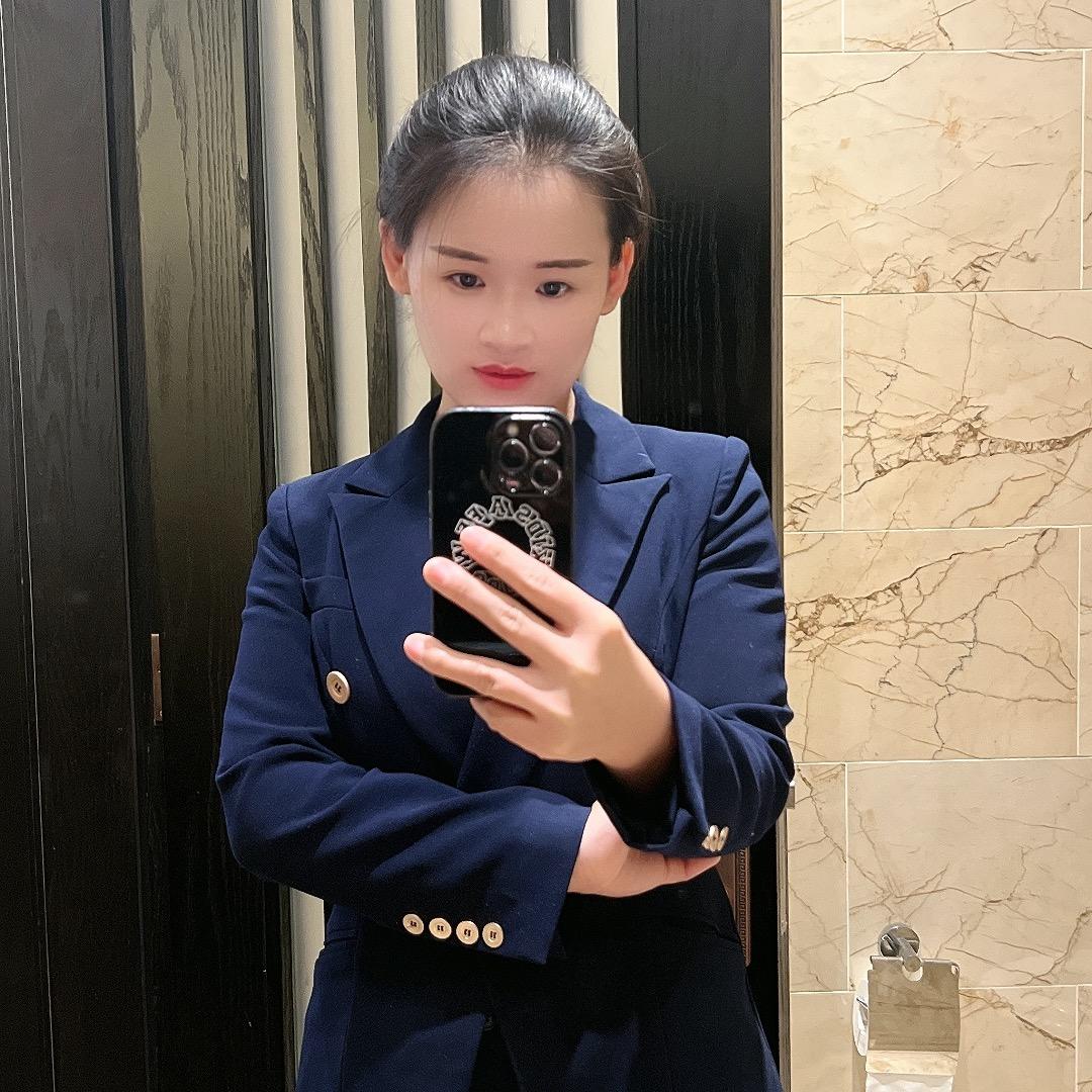 做云南火锅的张艳萍