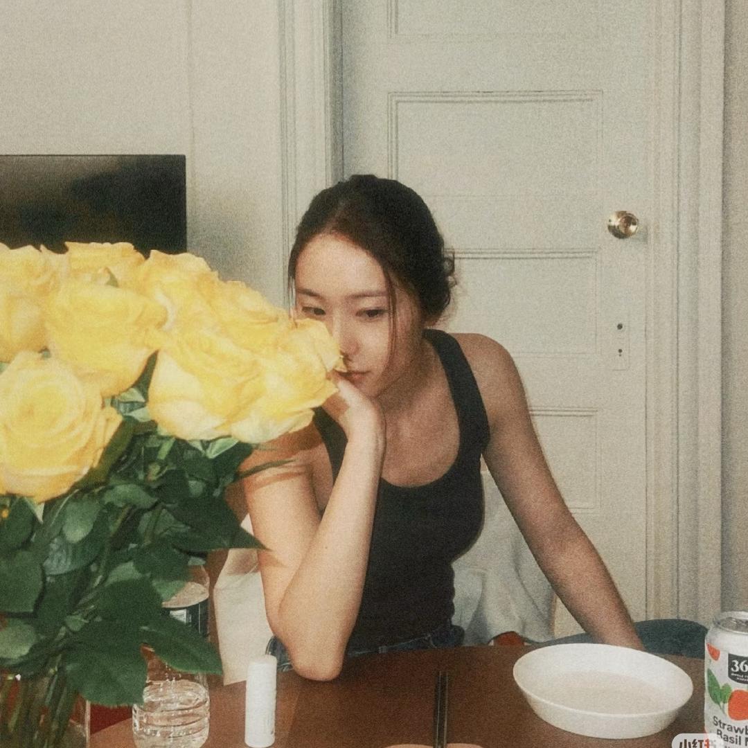 𝐄𝐜𝐡𝐨     •
