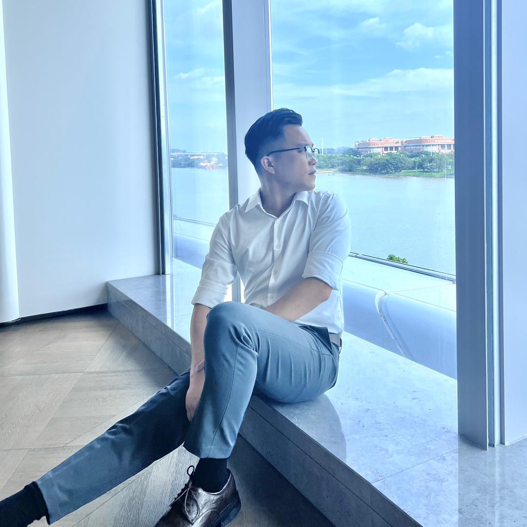 Charlie leung