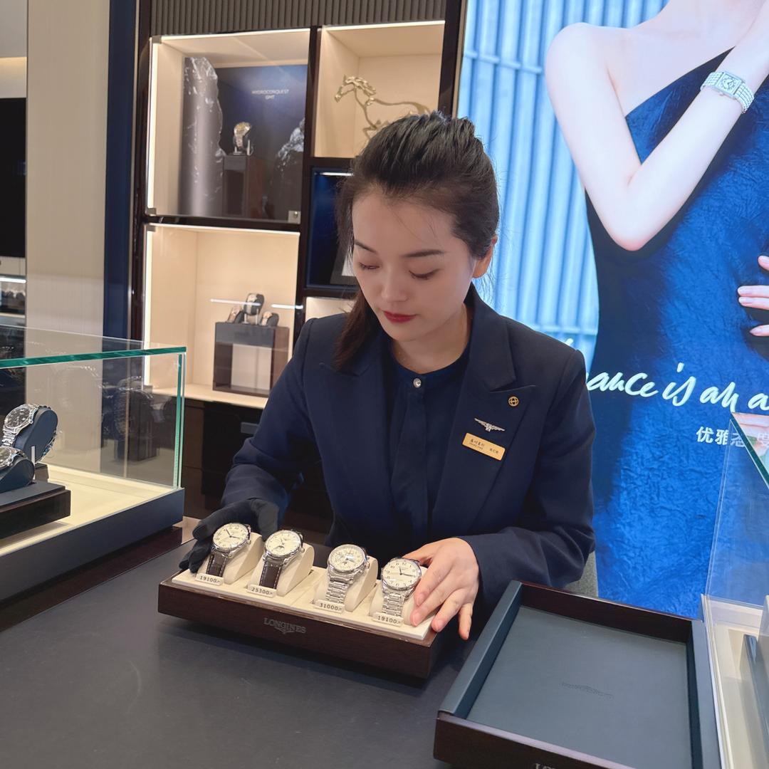 艳盛时表行(杭州城西银泰城店)