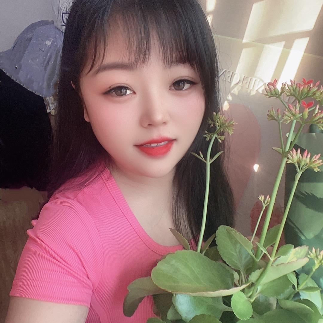 笑笑吖🍓