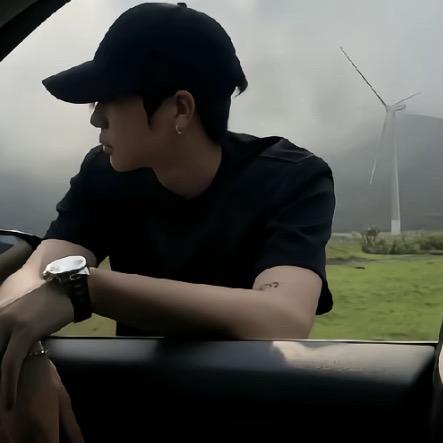 Xiao周.