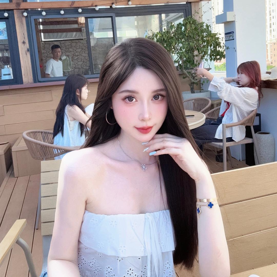 婷婷.