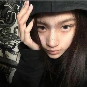 勘悦容
