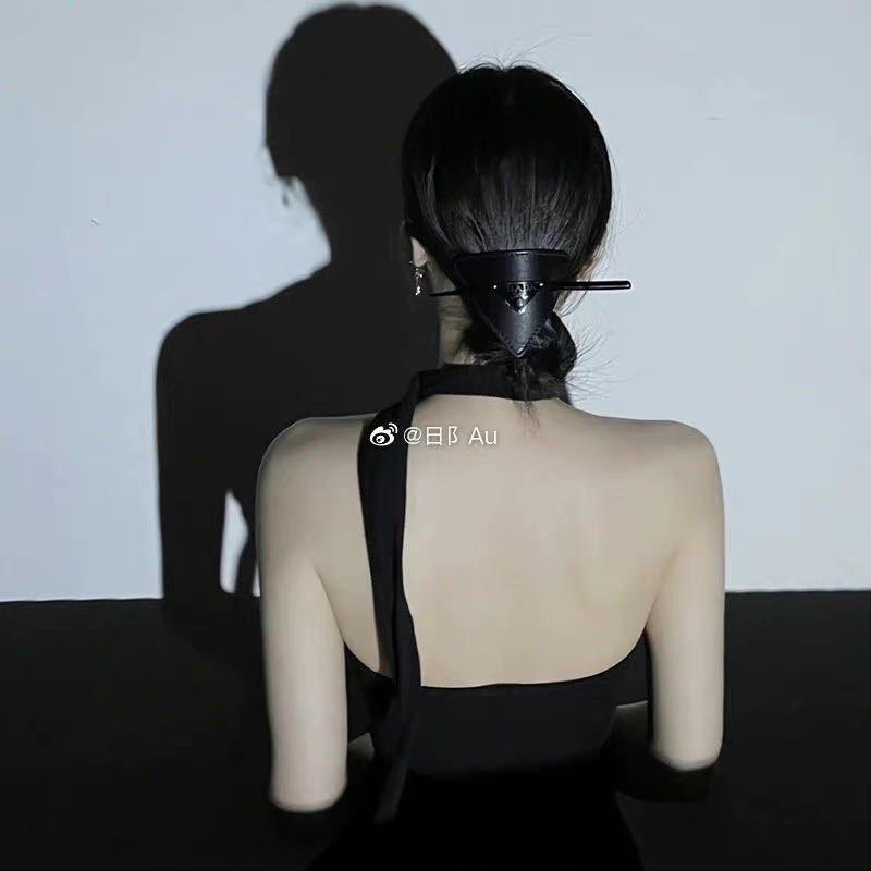 耳畔私语美容中心