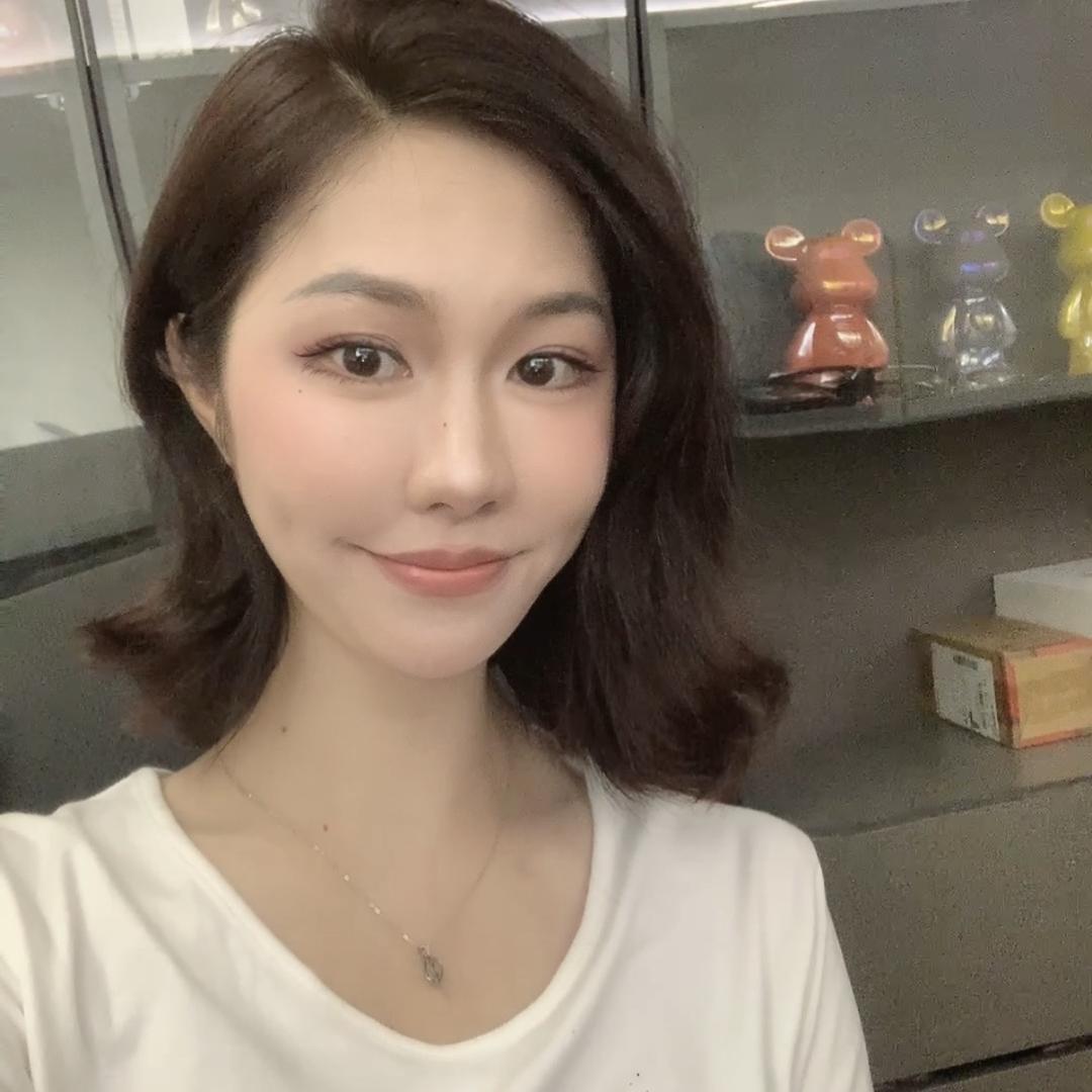 衣依女装十三行批发服饰精选