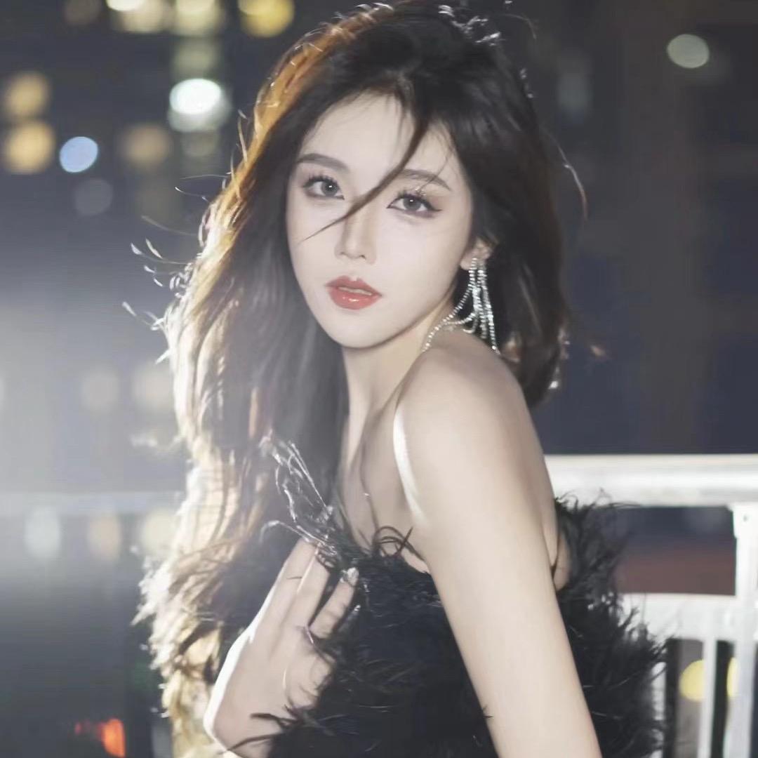不是童童