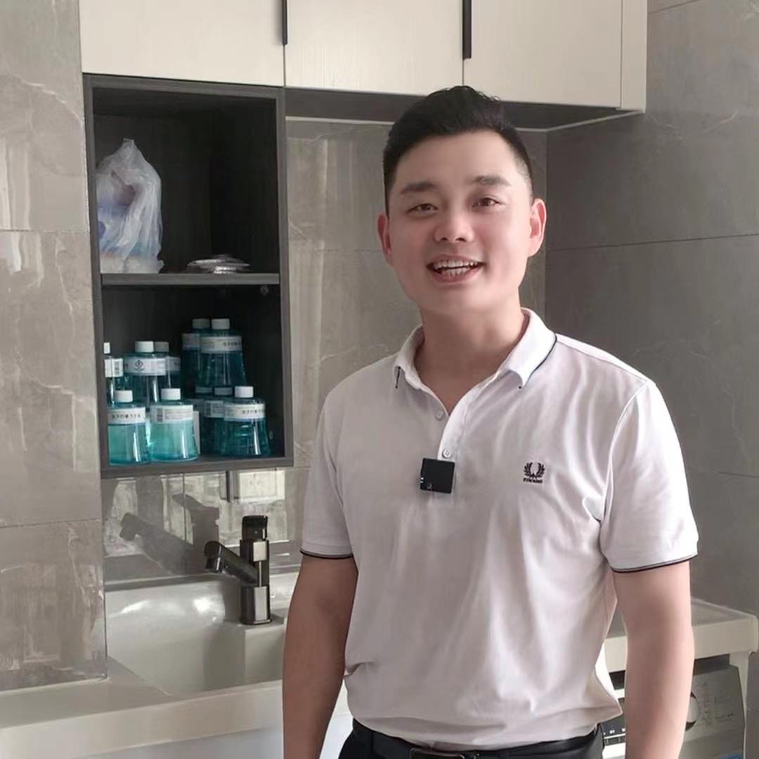 武汉阳台洗衣柜厂家（赛格定制）