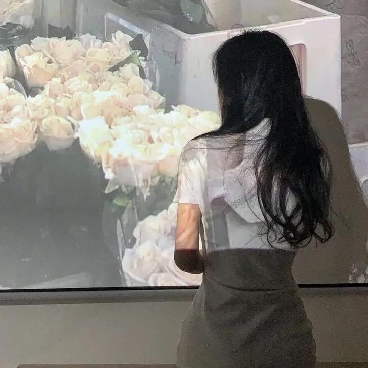 怡.