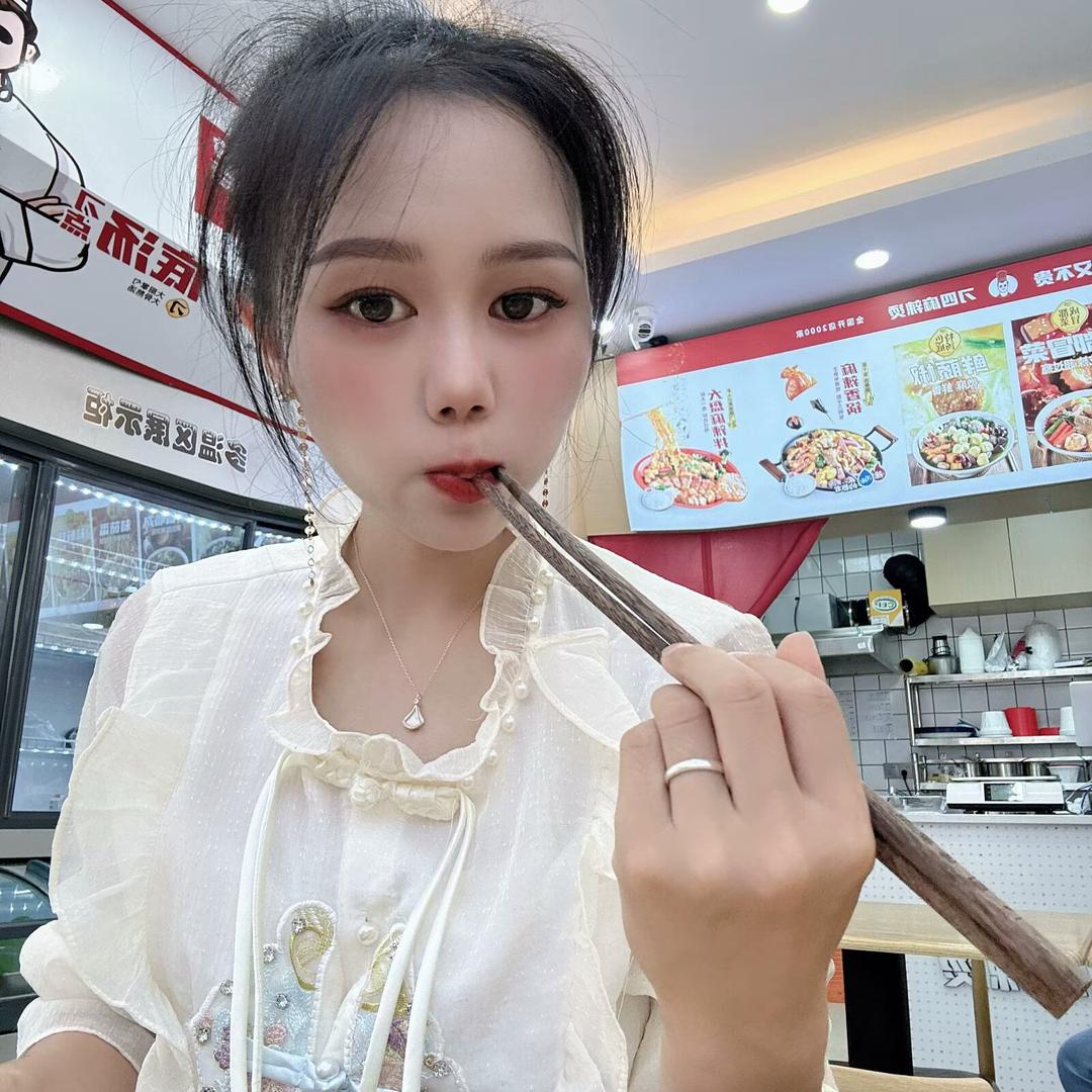 陈雯雯（师傅大少二少)