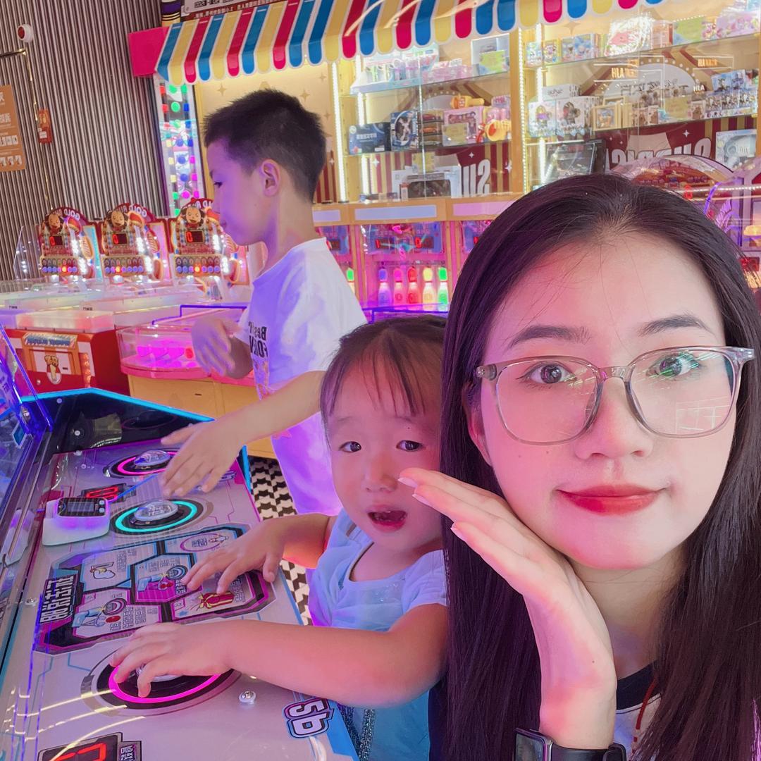 艺嘉麻麻🍿