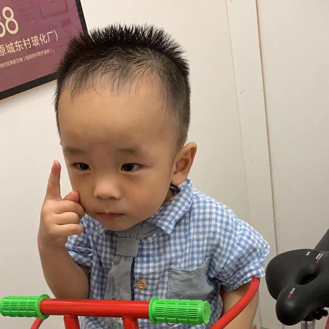 芈龙日用百货经营部