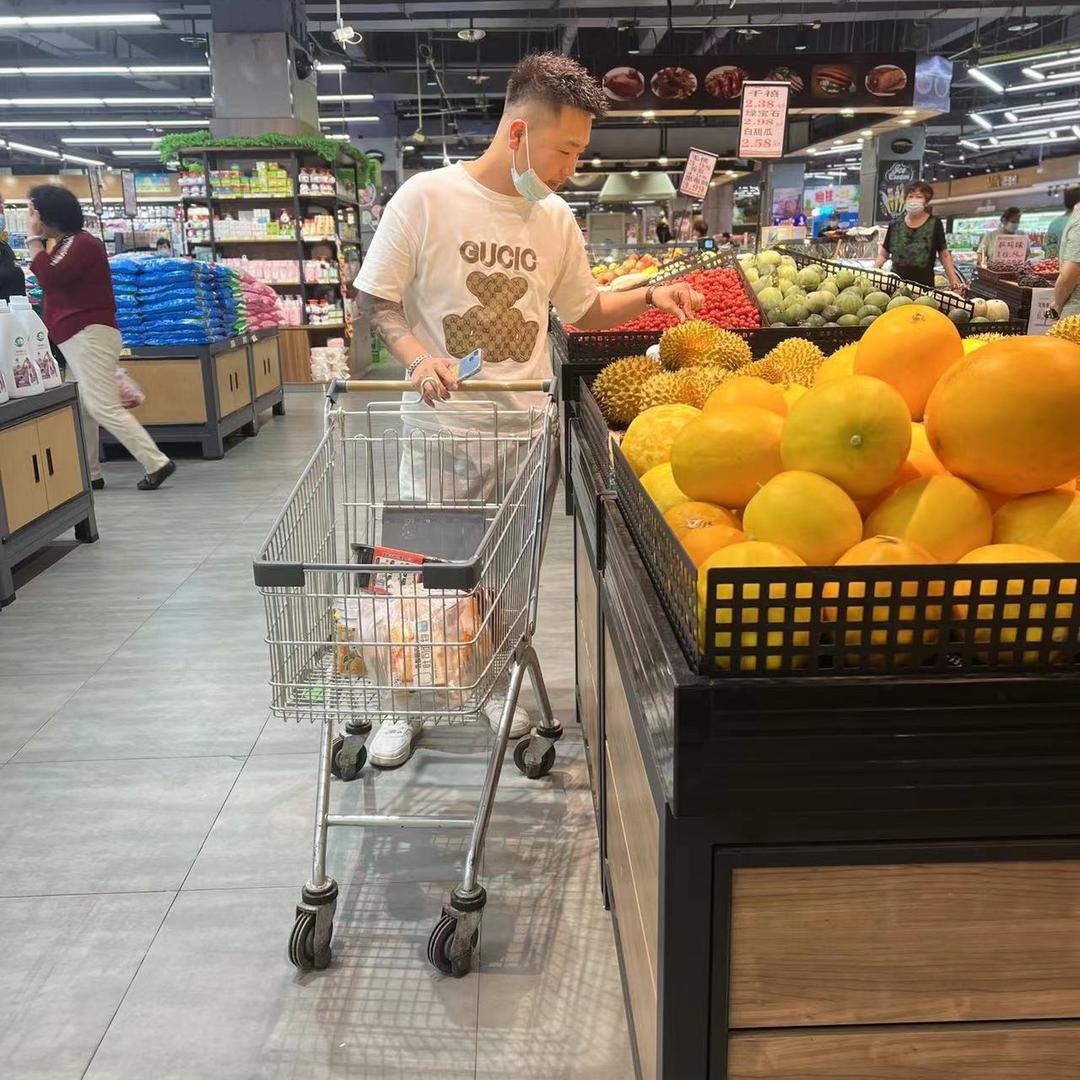 洪先生🚶‍♂️