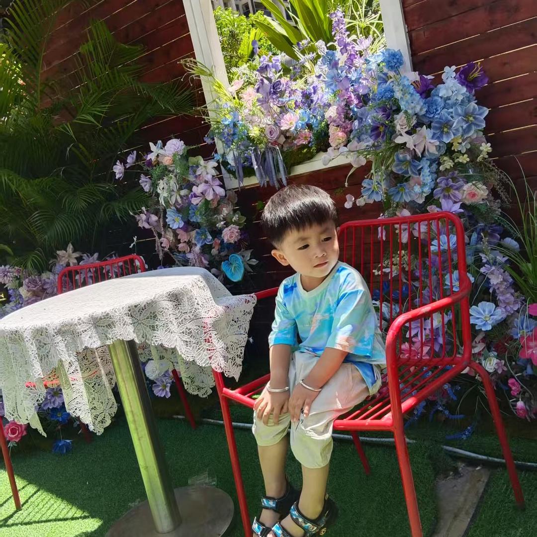 楼下老李，爱李不理