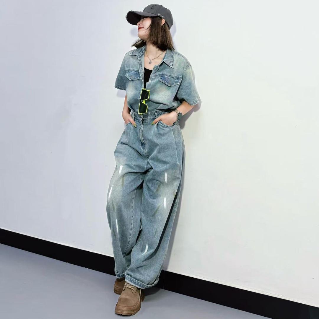 武潭卖衣服的小莫莫