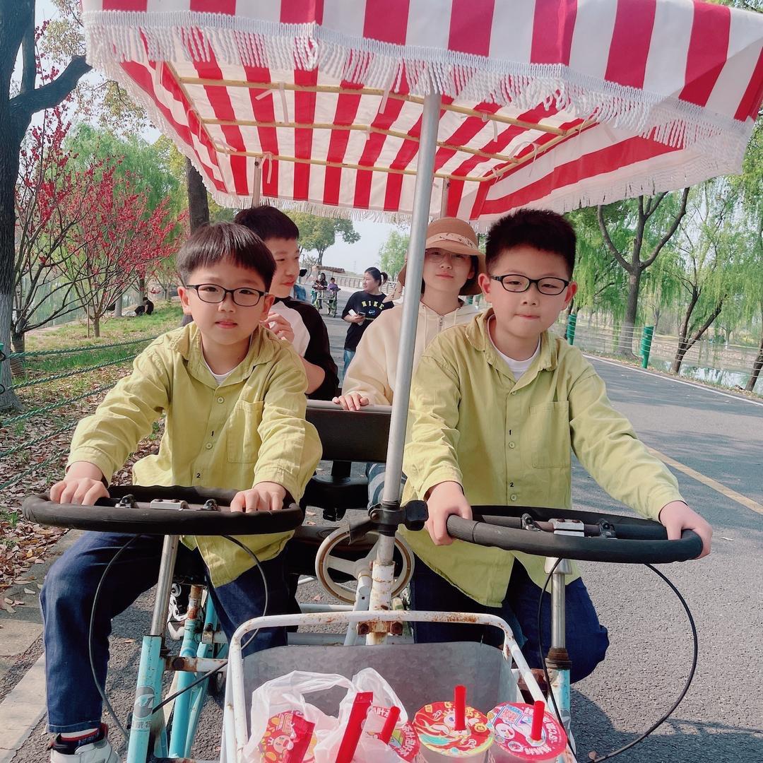 轩轩辰辰的妈妈