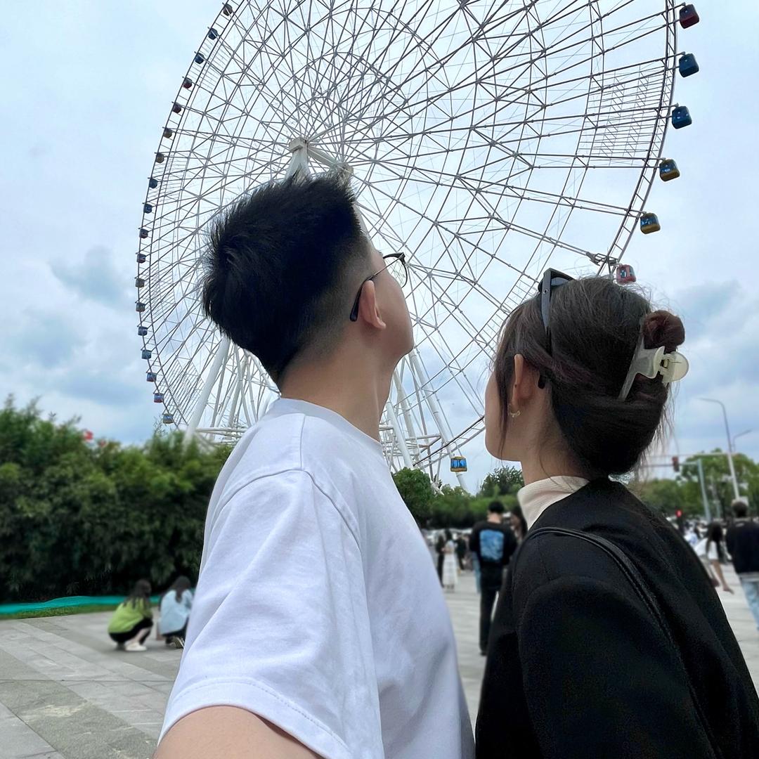 记得按时吃饭洛