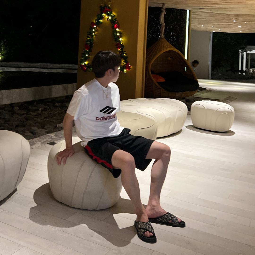 杨洋Young