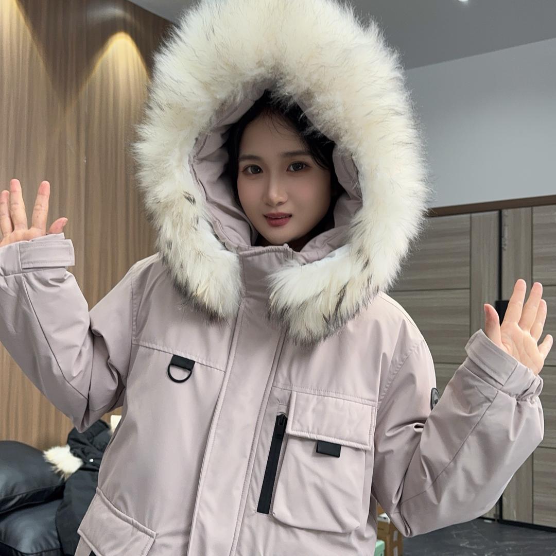 大白 高定鹅绒服