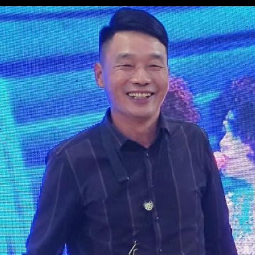 顺骑自然（和美乡村艺术团）