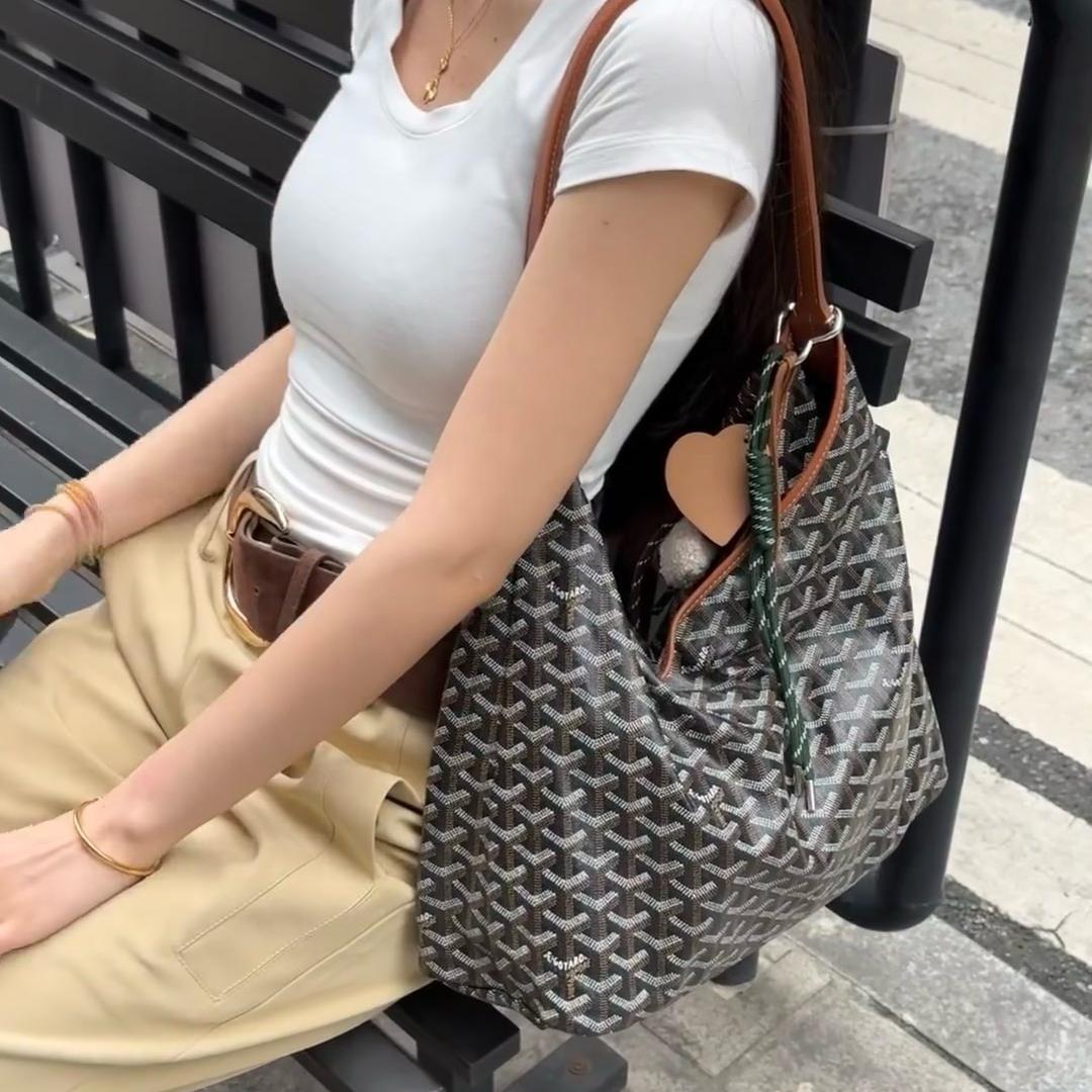 哈哈家小狗牙