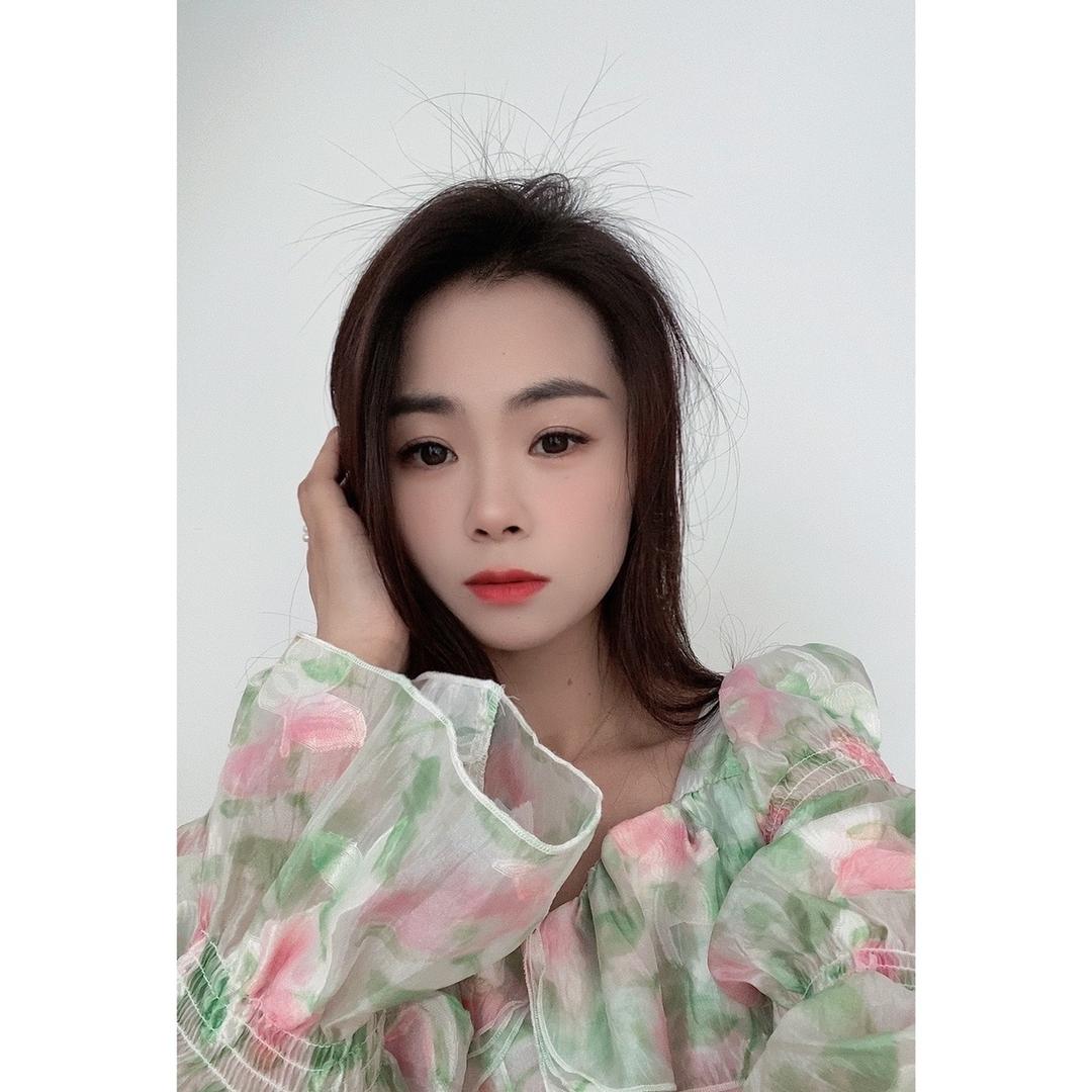 九克拉花艺💐小惠