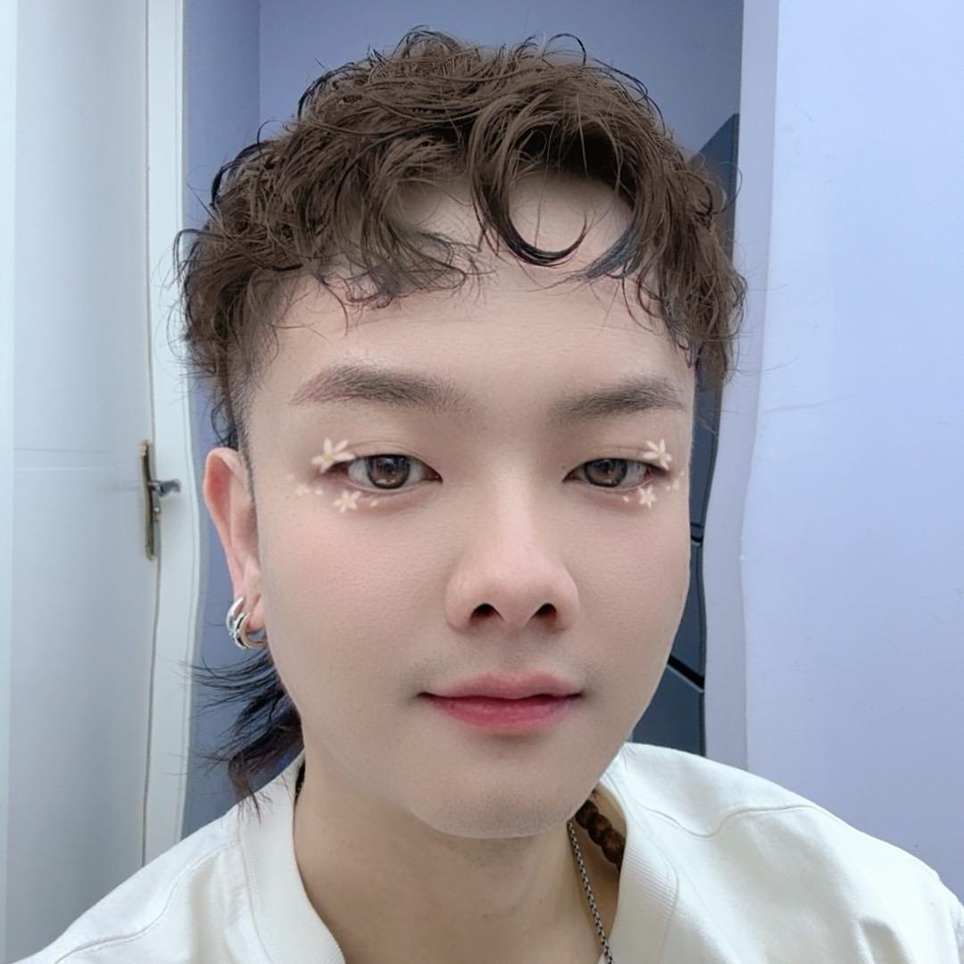 小卓卓2025努力加油✌️✌️✌️