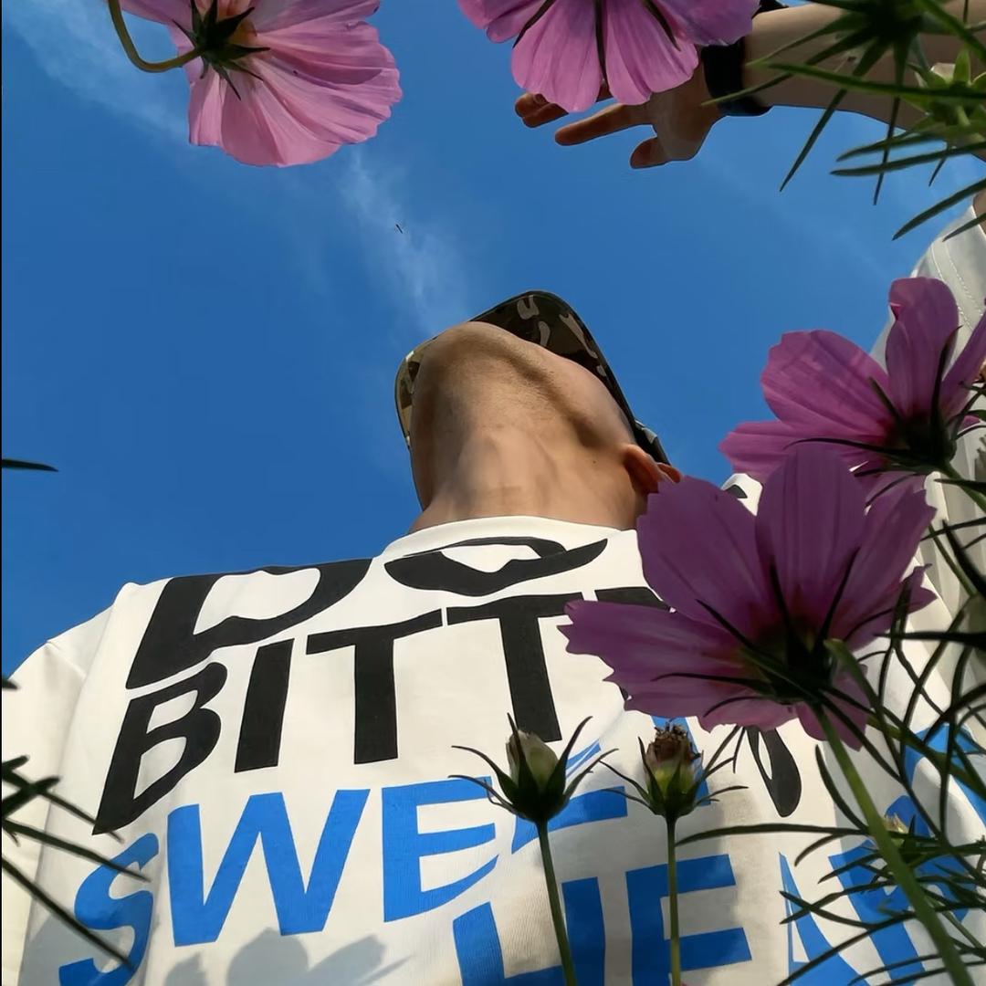 飞你一脚