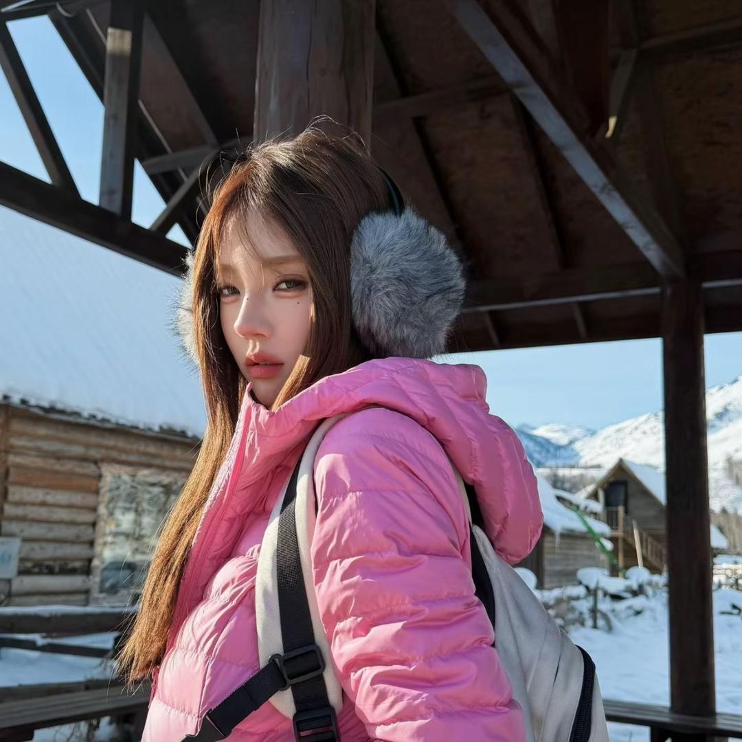 ￴￴￴ ￴ ￴￴￴ ￴￴￴