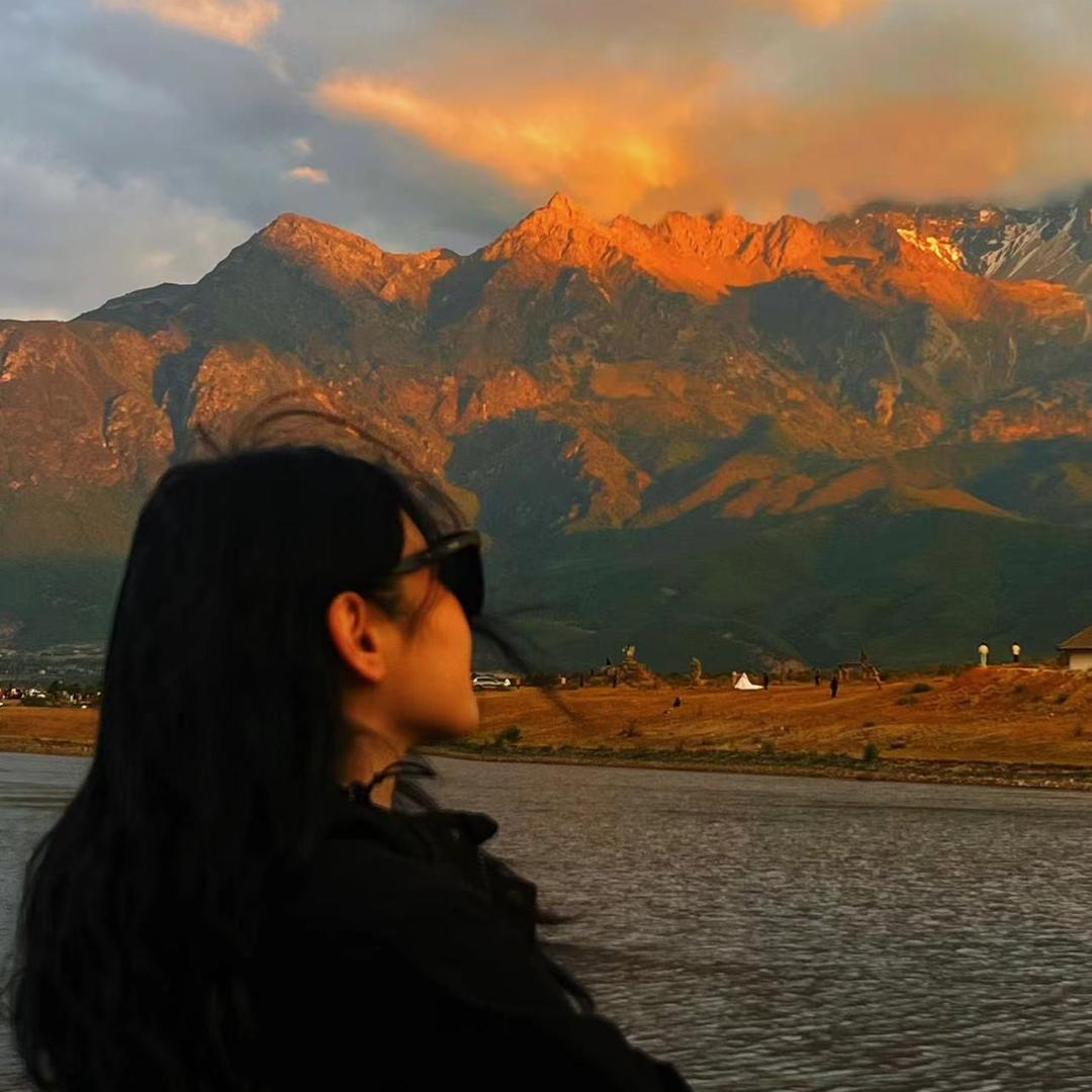 宁馨女装工厂店