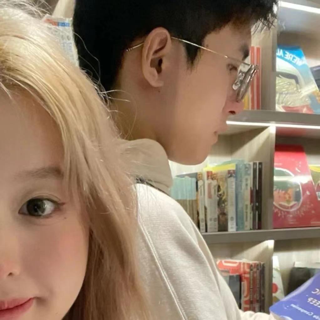 不会说话的草莓熊