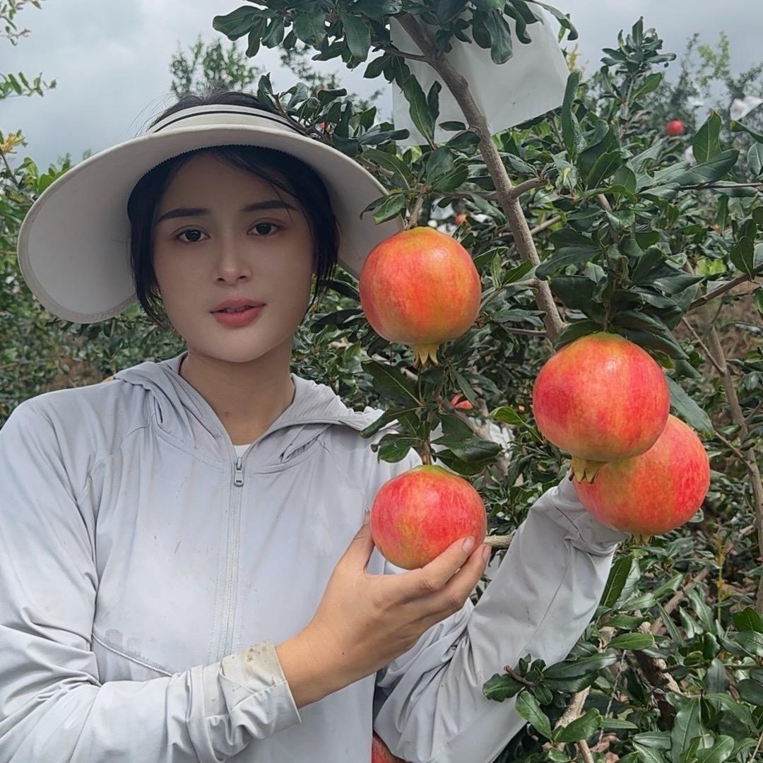 刘素素-应季鲜果