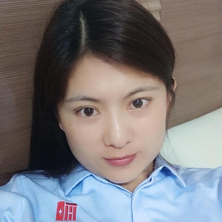 蓝月思颖🎤