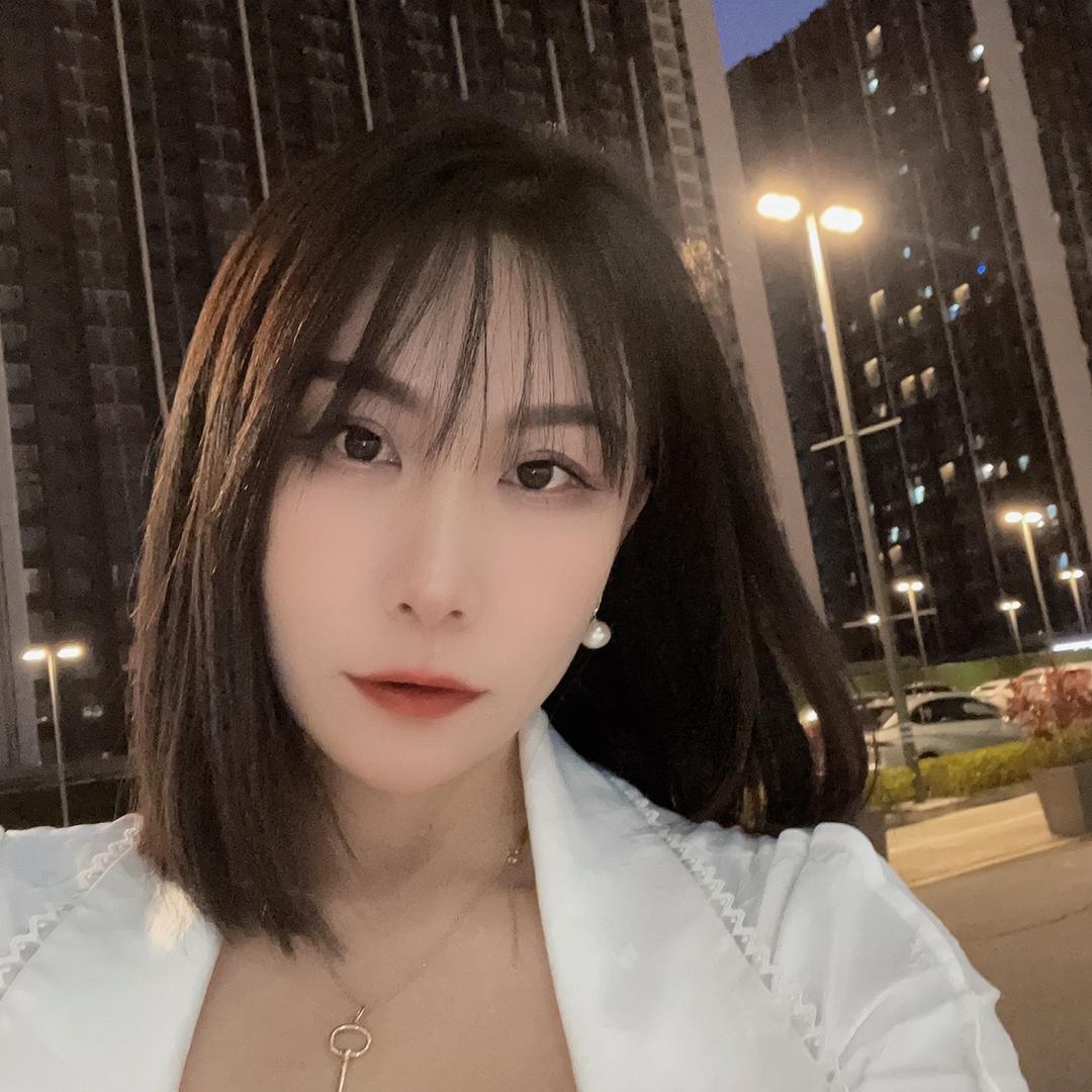 LaylaLuLu女装穿搭号