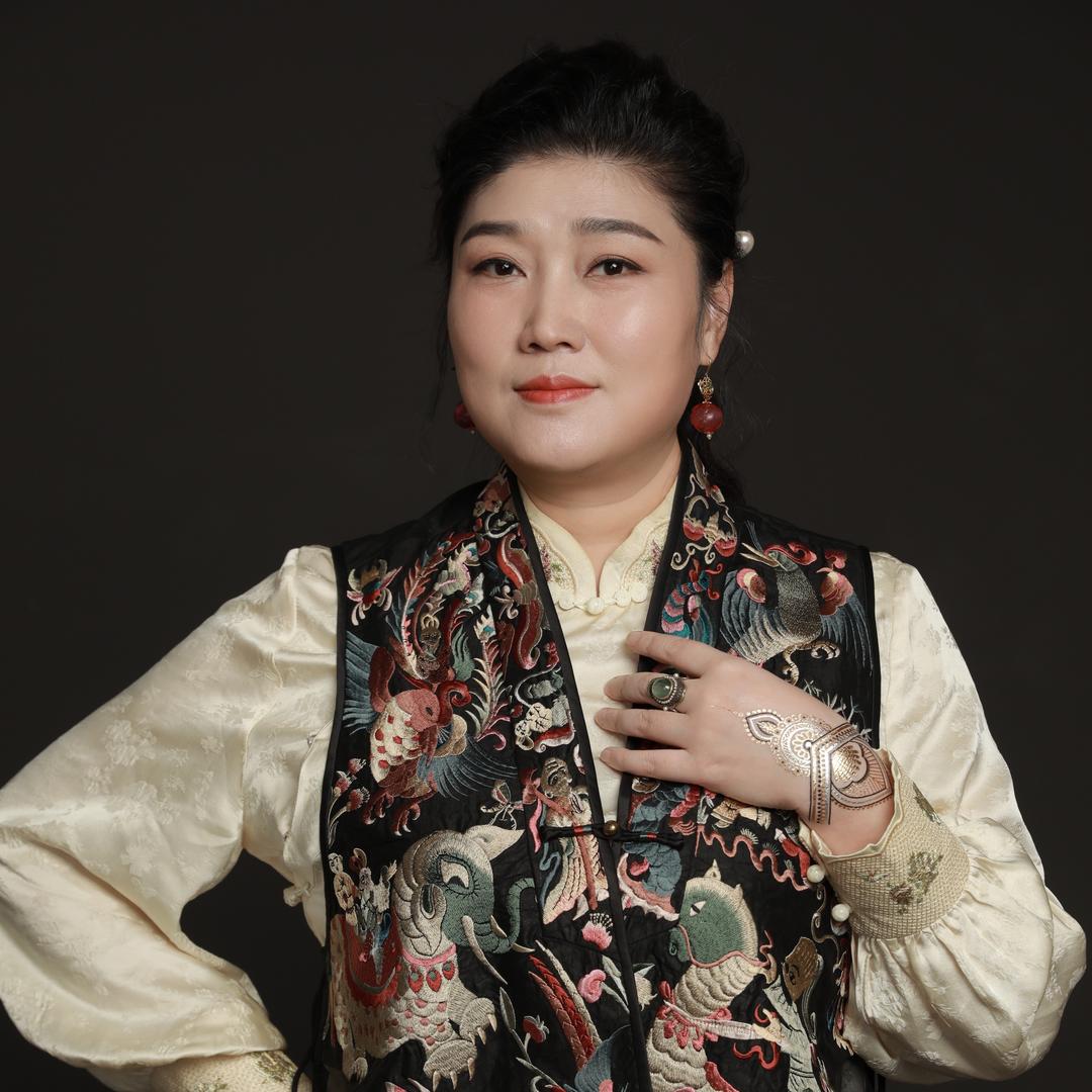 雀越咪姐Miranda