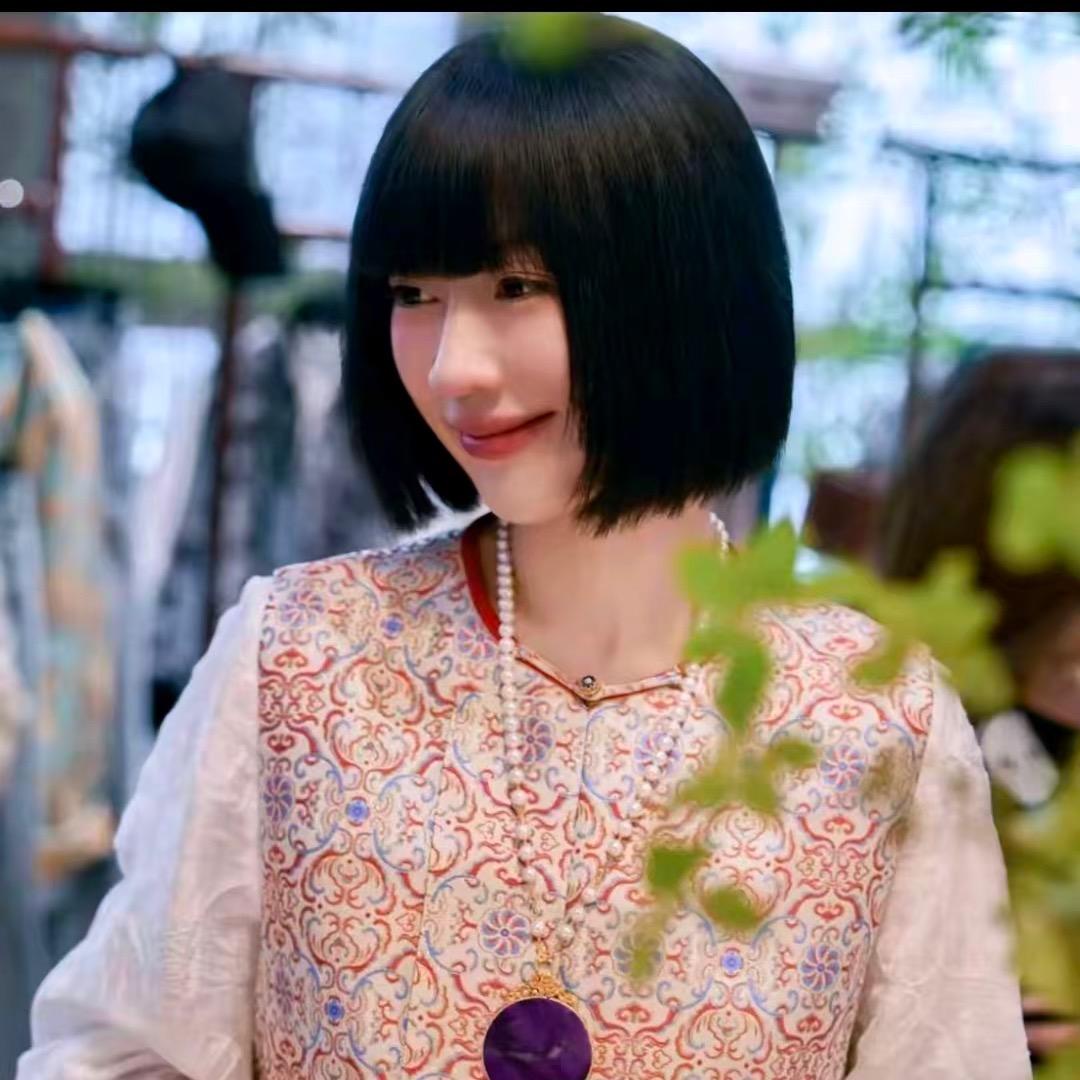 宫小妍[新中式穿搭]