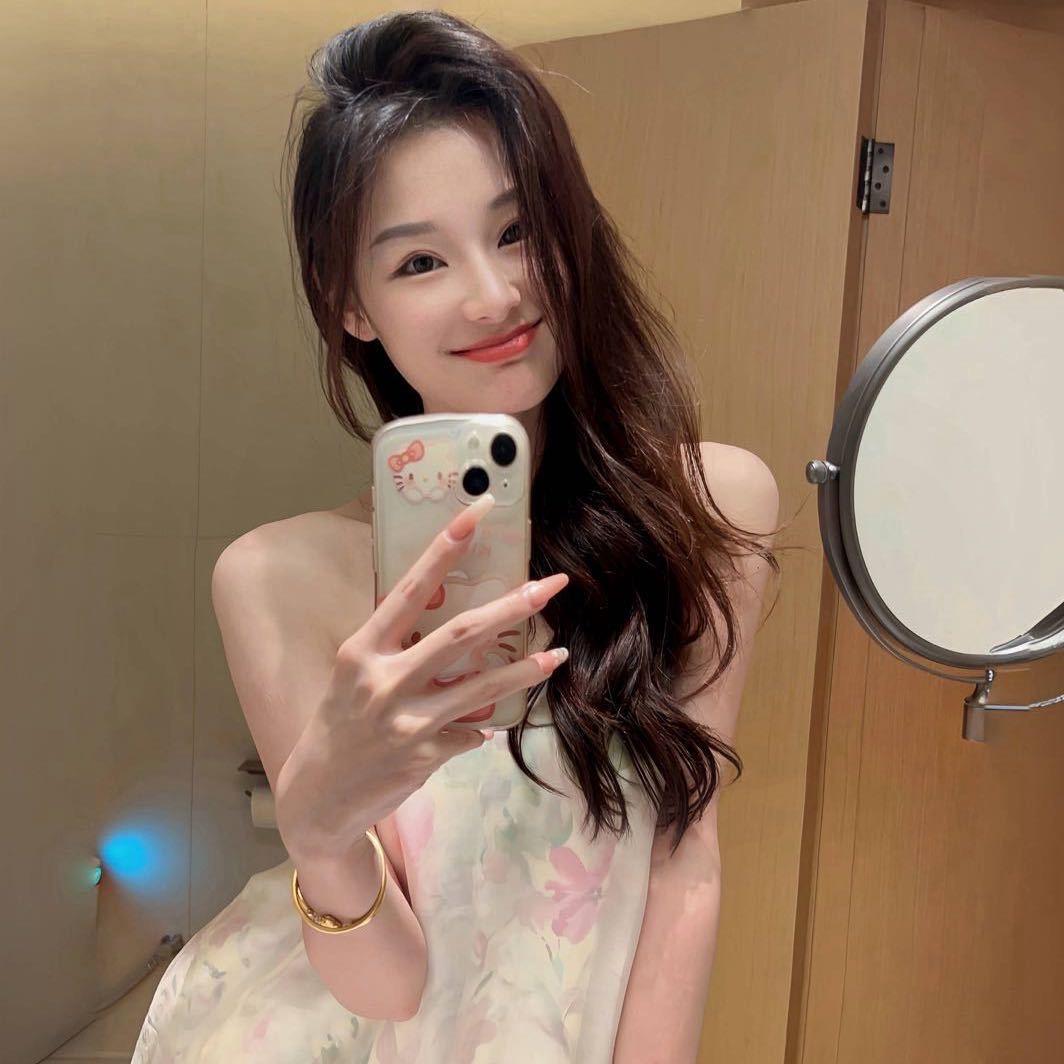 彤婉婉