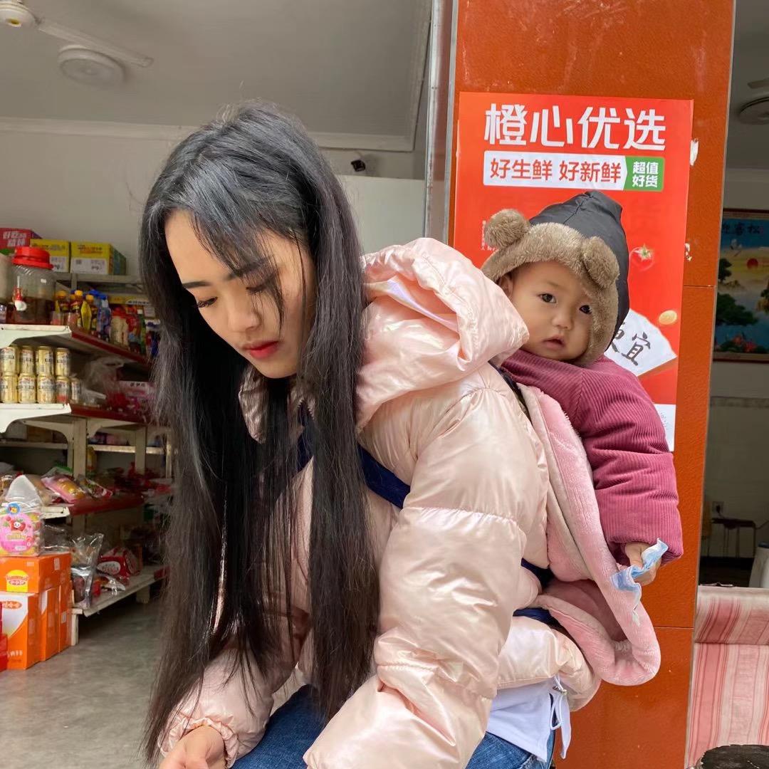 00后宝妈记录真实生活