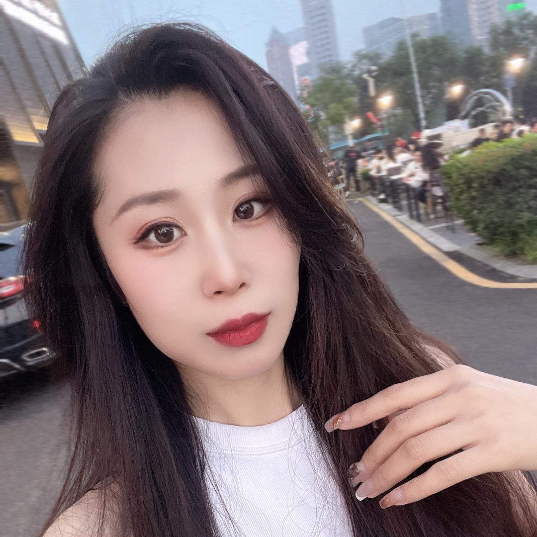 蕾蕾lei