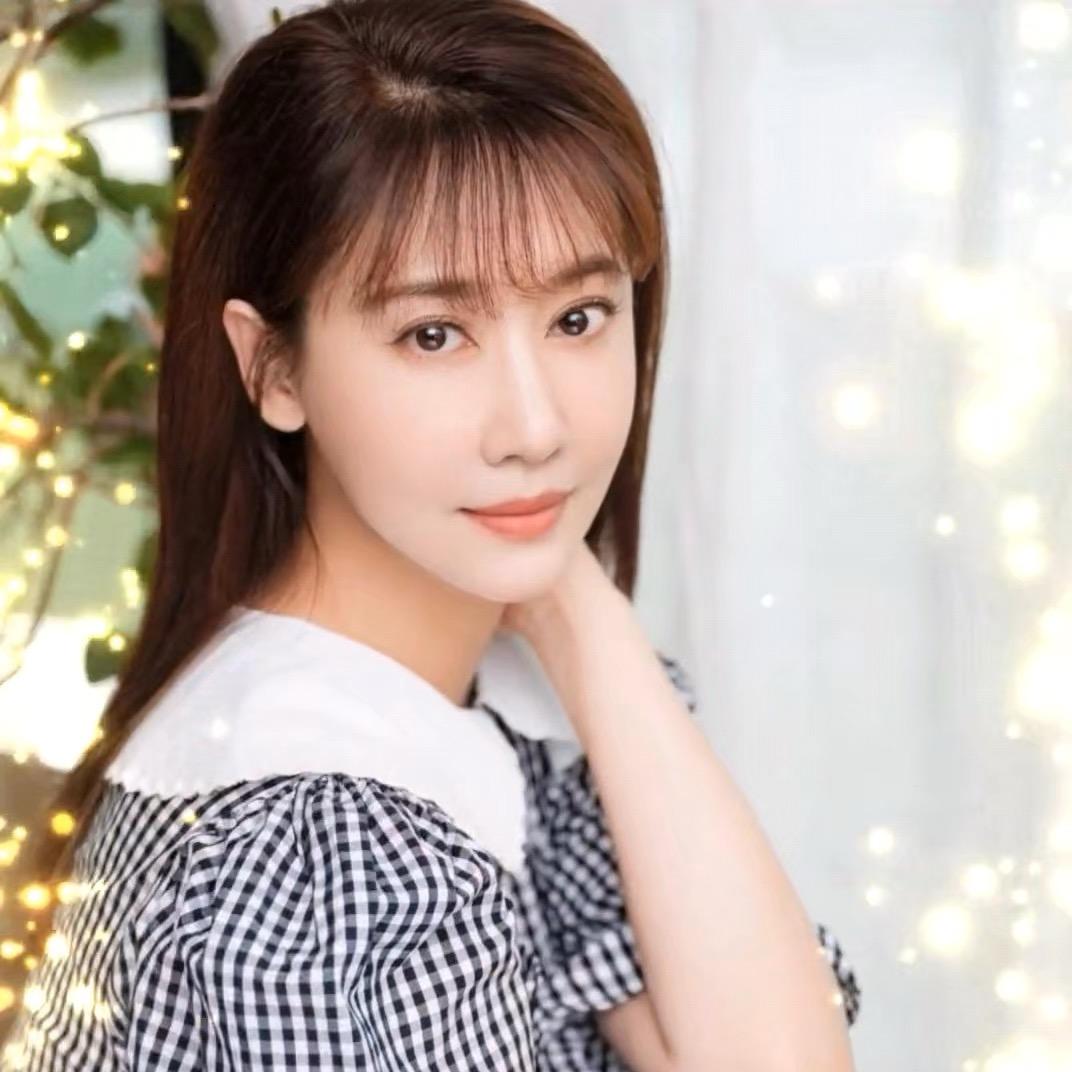 演员唐妤萌生活号