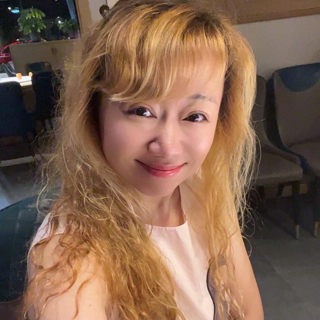 张满月   呆舍