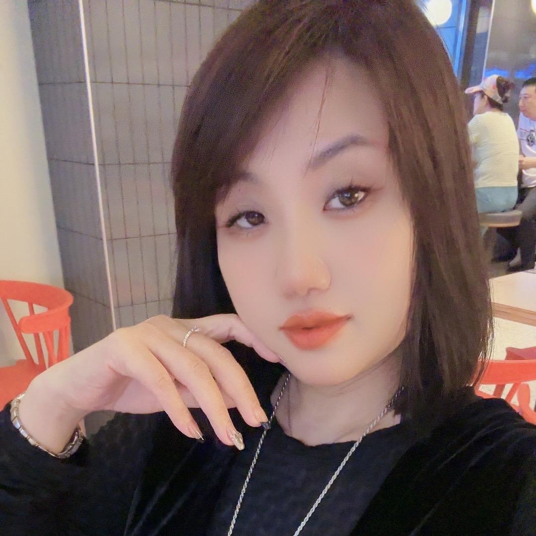 鑫姐女装工厂店原创大码女装