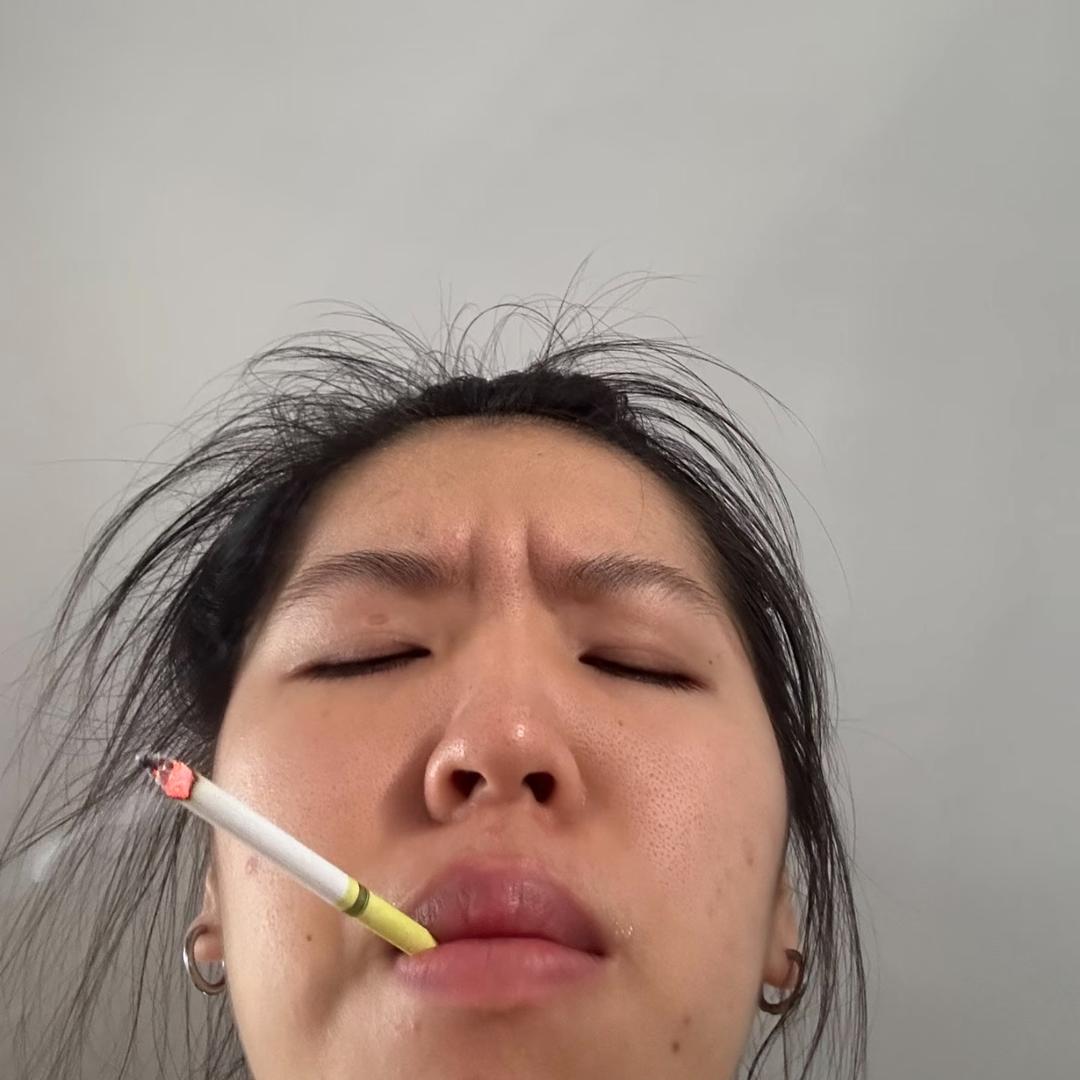 敏感易碎的邪恶折耳根